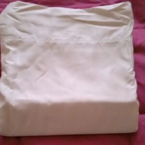 Hotel Style Queen Flat Bed Sheet (Cream)